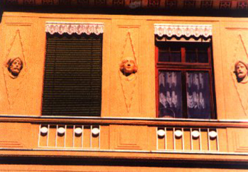 Denkmalschutz - Holzjalousie außen